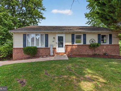 Property at 117 Mill St, Seven Valleys, PA