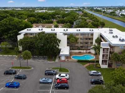 3120 N Pine Island Rd APT 403