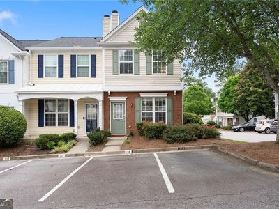 318 Devonshire Dr