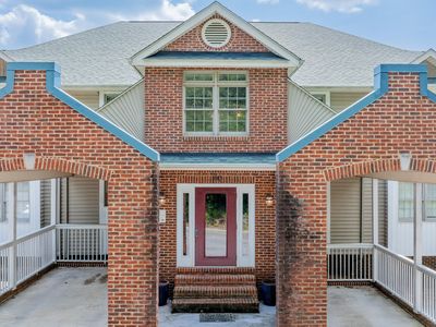 106 Gables Pl #106