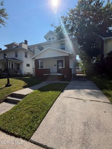 734 Brighton Ave