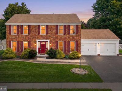 2 Wheaton Dr