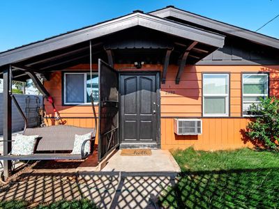2422 Alameda Ave