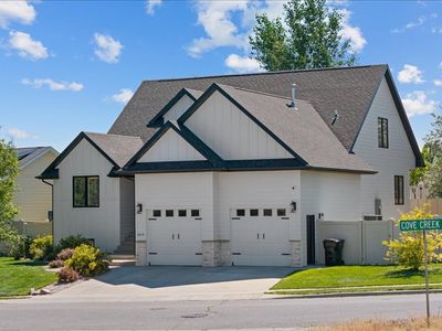 6610 Cove Creek Dr
