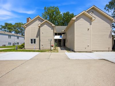 401 SE Lowell Dr APT 4