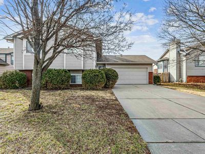 7401 E Brookview Cir