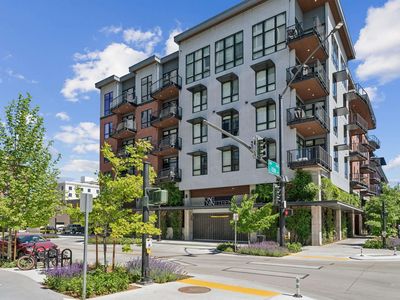 119 S 10th St #307