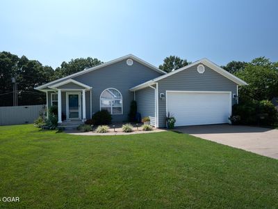 806 Oak Hill Dr
