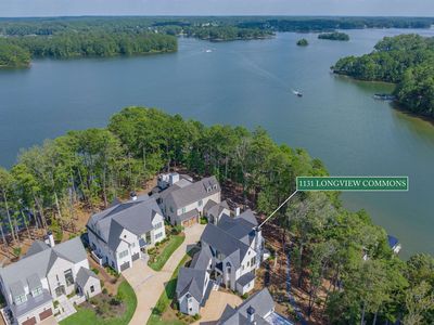 1131 Longview Cmns