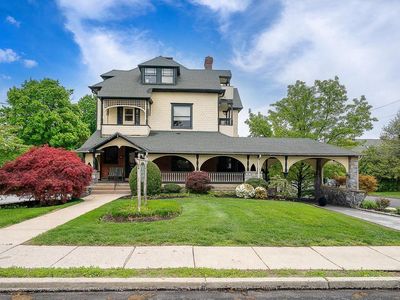 61 Cassatt Ave