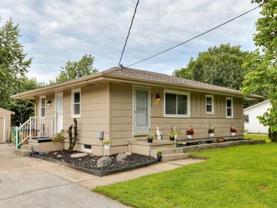 5520 NW 61st Pl