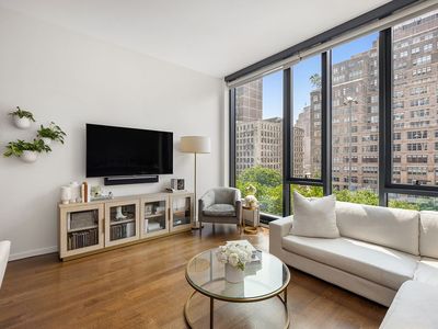 570 Broome St #6A