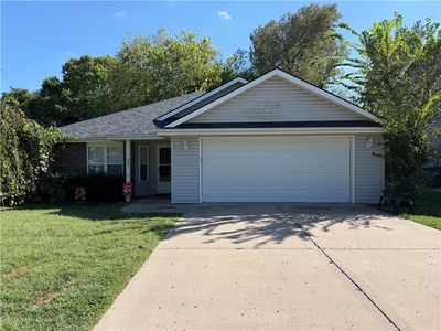 Property at 603 Creek Ridge Dr, Grain Valley, MO