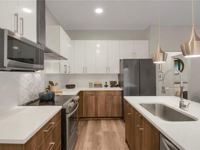 112 Rogers St Unit 305
