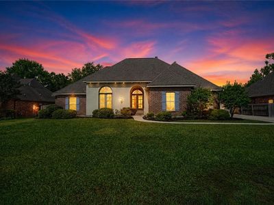 443 Clayton Ct