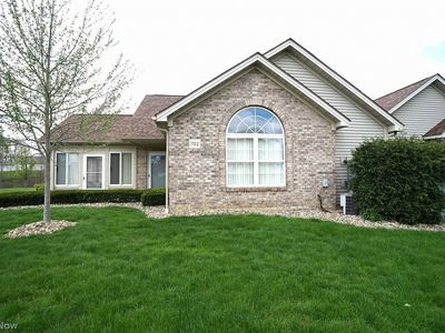 695 E Western Reserve Rd Unit 702