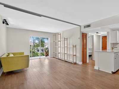 8950 NE 8th Ave #314