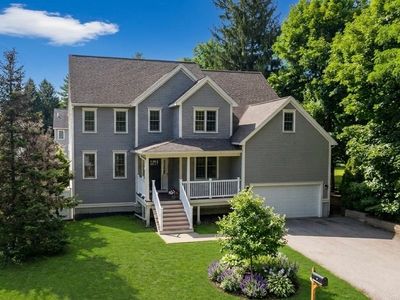 7 Chevy Chase Rd