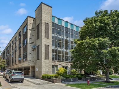 938 North Blvd APT 201