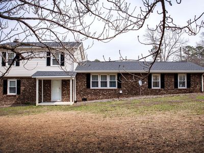 2404 Pearces Rd