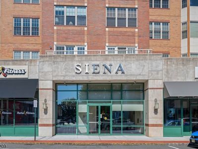 48 S Park St #507