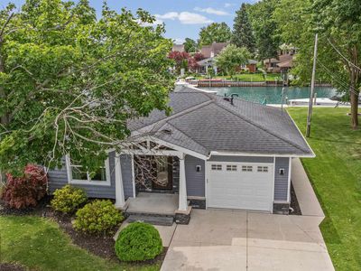 7741 Colony Dr