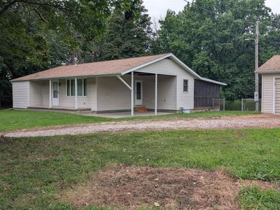4487 Davis Rd