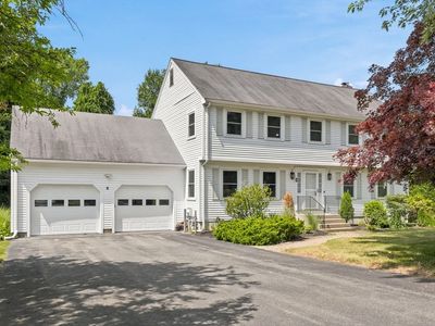 8 Flanagan Dr