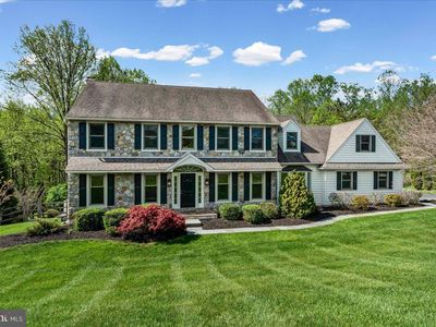 407 Valley Dr