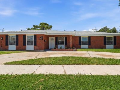 930 Cedre Dr
