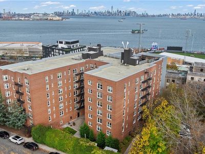 36 Hamilton Ave APT 4A