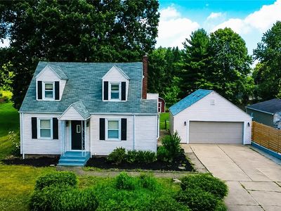 Property at 102 W Howe Rd, Tallmadge, OH