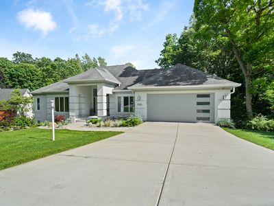5123 Regents Park Rd