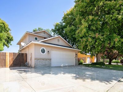 1518 E Ringneck Dr