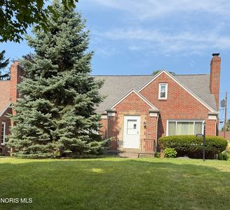3023 Barrington Dr
