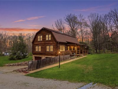 123 Crestview Dr