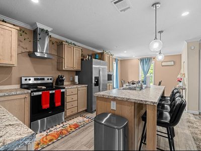 2442 Douglas Rd