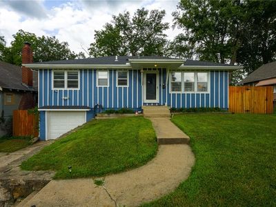 8312 Highland Ave