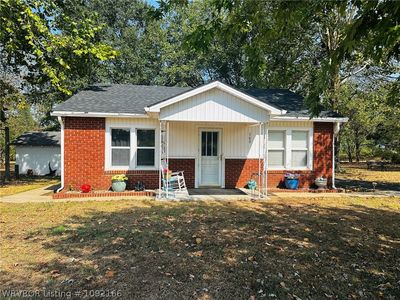 Property at 160 W Chester St, Magazine, AR