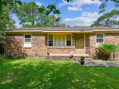 537 Hansford Dr