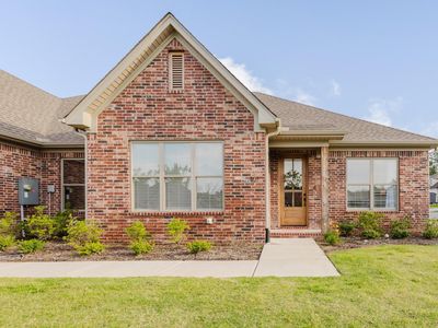 101 Edgewood Cir