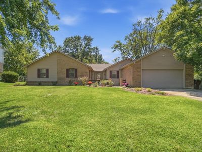 7321 Jean Dr