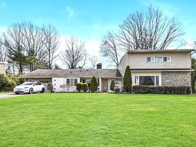 5 Fieldstone Lane