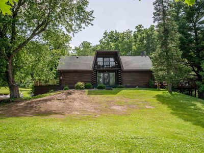 6147 Chucks Ct