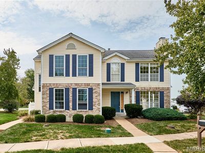 Property at 16500 Victoria Crossing Dr, Grover, MO