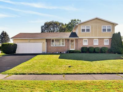 73 Bramblewood Ln W