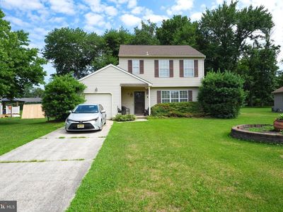 17 New Castle Ln