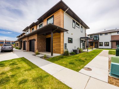 350 Park Ln