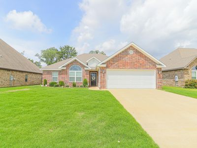 5615 Creekview Dr