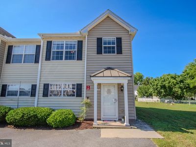 1144 Fairview Ln #1144